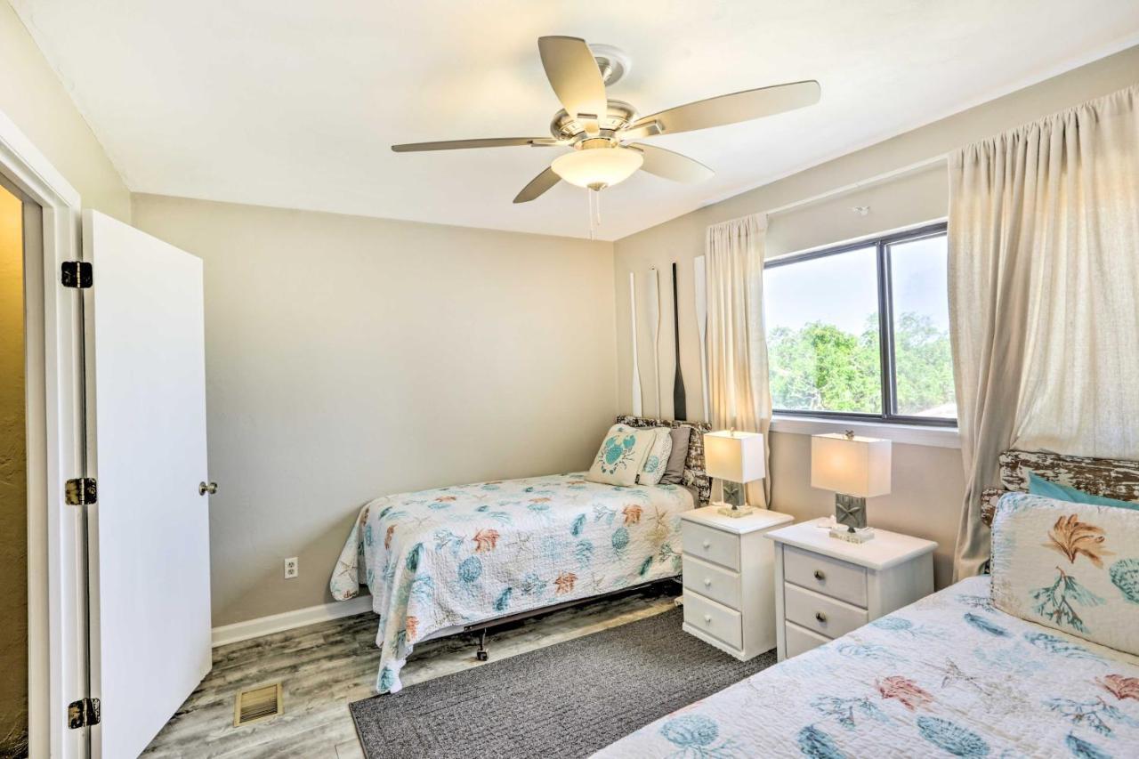 Waterfront Escape With Balcony On Shell Point Beach! Panacea Exteriér fotografie